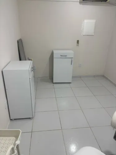 Alugo sala em Salão de beleza 