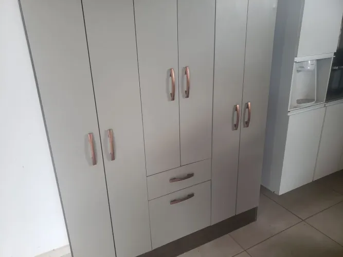 GUARDA ROUPA 6 TAS MEDIO