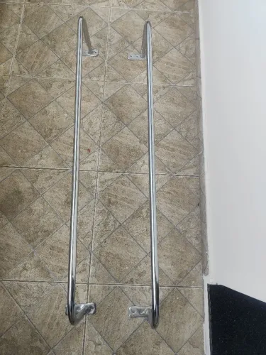 Arara de parede 