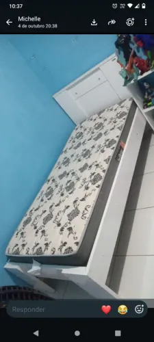Cama de solteiro com colchão incluso