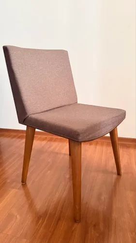 Seis cadeiras pra mesa de jantar