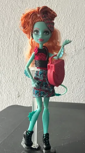 Monster High Lorna McNessie Original Mattel Usada