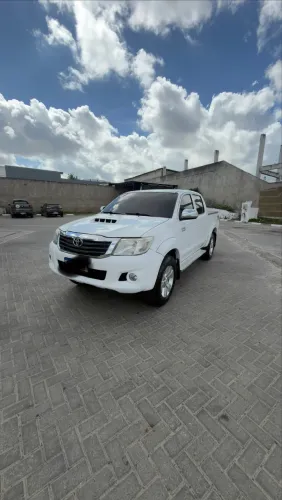 Toyota Hilux CD SRV D4-d 4X4 3.0 TDI Diesel AUT 2015
