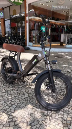 BIKE ELETRICA LEV SEMI NOVA