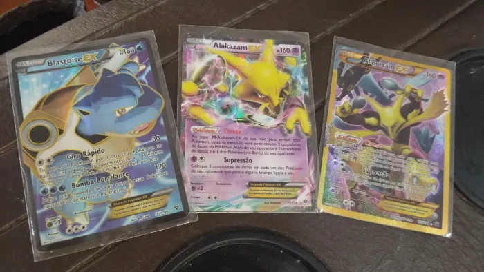 Cards pokémon full art, blastoise, Alakazam.