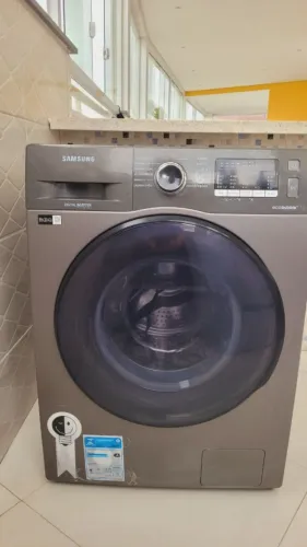 Vendo Lava e Seca Samsung 11kg (Modelo WD11A - Cor Cinza.