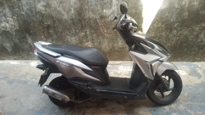 Moto Honda elite 125