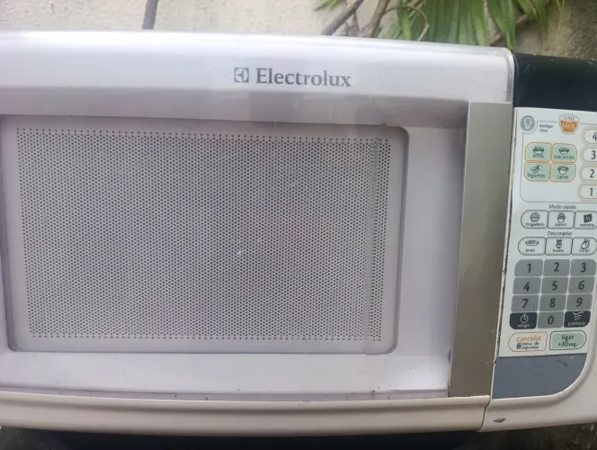 Microondas com defeito