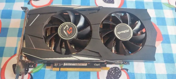 Placa de Vídeo Asrock Phanton Gaming RX 570 OC 8GB