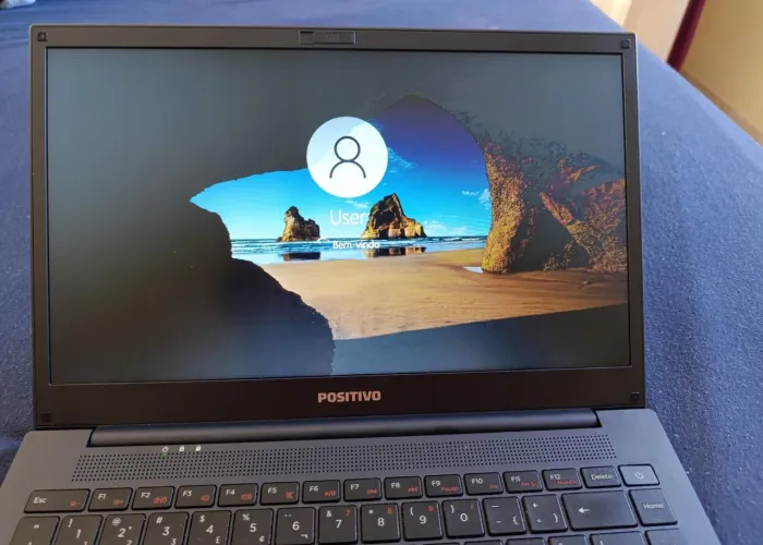 Notebook Positivo Motion Intel Celeron - Excelente Estado