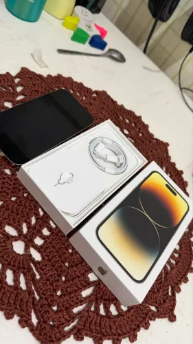 iPhone 14 Pro - intacto! + capas de brinde
