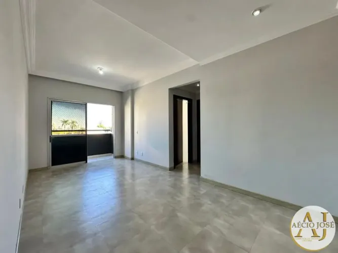 Apartamento a venda no Edifício Saint Germain com Suíte e Sacada