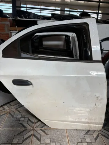 PORTA TRASEIRA DIREITA GM ONIX
