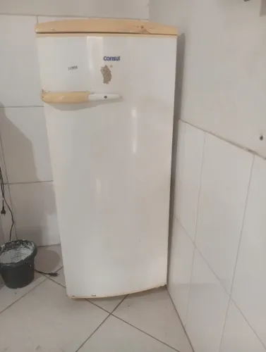 Geladeira Consul *