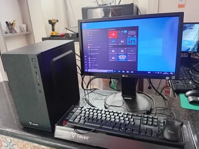 Computador completo processador i5 ,4 giga de memoria HD 500 GIGA , monitor 1818 p