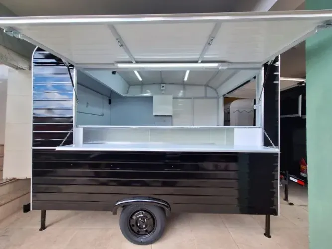 Trailer FoodTruck com Coifa 3x2 Pronta Entrega