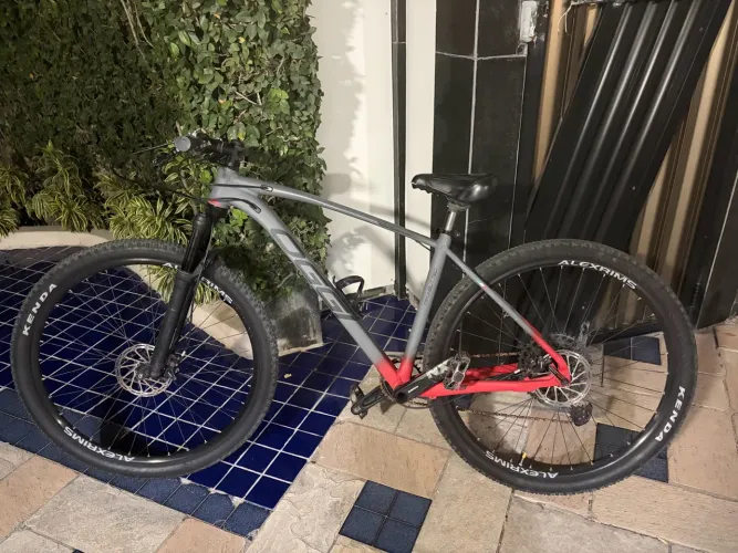 Oggi Big Wheel 7.5 aro 29 - Tam M (17) - SRAM Eagle 12v - Manitou