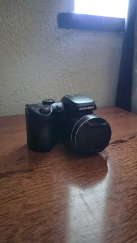 Câmera Samsung WB100