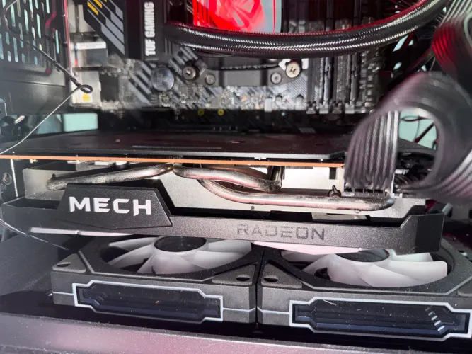 Placa de vídeo 6750xt 12Gb
