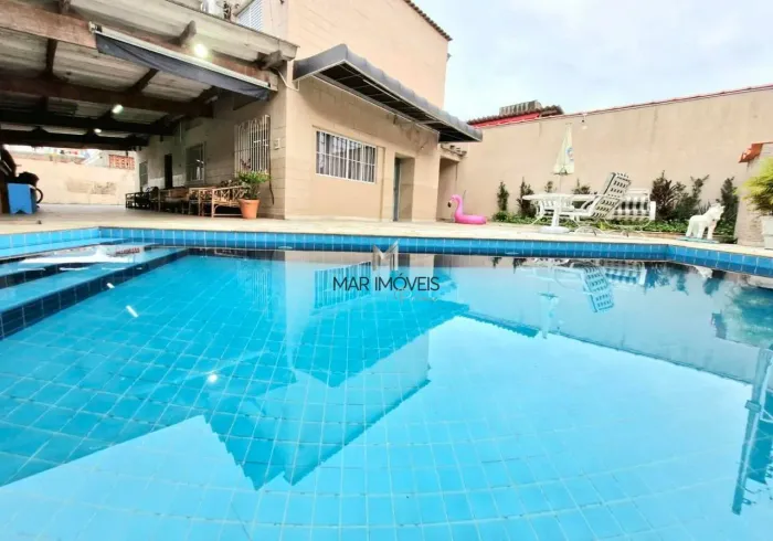 Casa com 4 dormitórios à venda, 200 m² por R$ 690.000 - Balneário Guarujá - Guarujá/SP