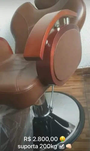 Cadeira Poltrona barbearia Hl 803 Hot Bittes cosméticos