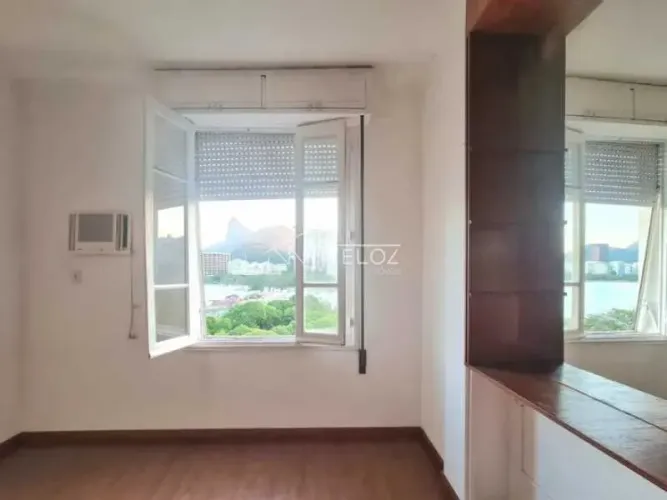 Apartamento - / Residencial / Botafogo