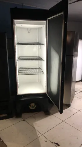 Vendo cervejeira *08
