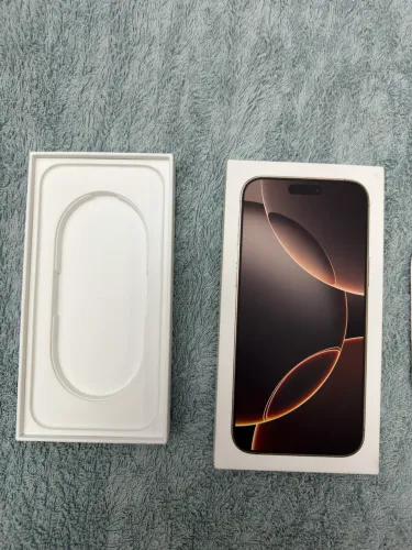 Vendo caixa do iPhone 16 pro Max