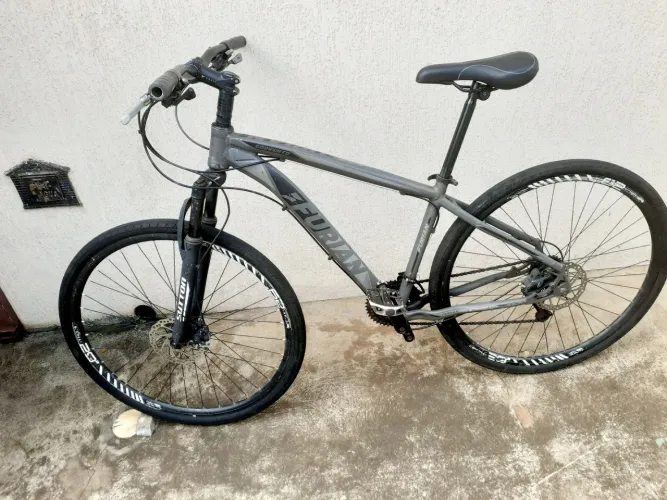 Bicicleta aro 29 freios a olho