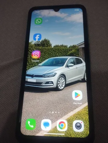 Vendo poco C71 128 novo