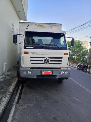 Caminhão 13-180E worker