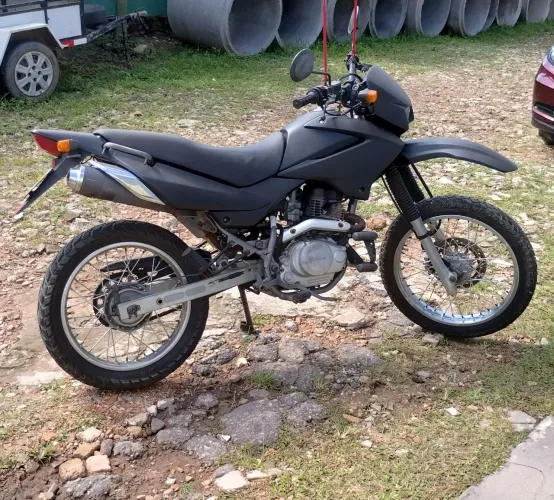 Vendo moto Honda NXR150 Bros ESD