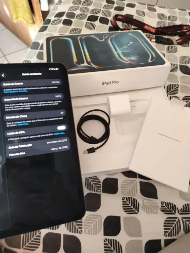 Vendo ou Troco: iPad Pro M5 - Estado de Zero (100% Bateria)