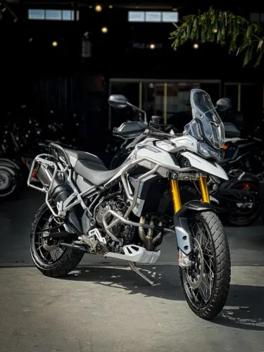 TRIUMPH TIGER 900 RALLY PRO