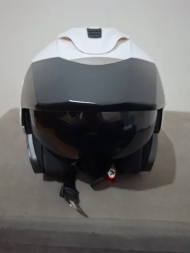 Capacete