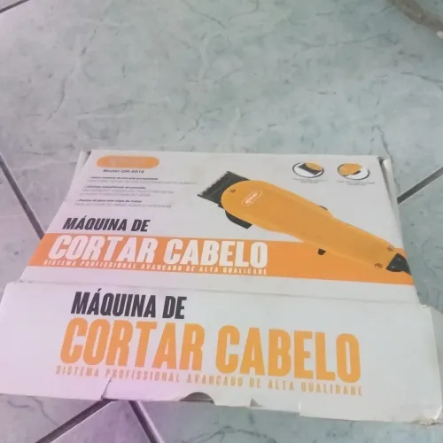 Maquina de cortar cabelo 110v
