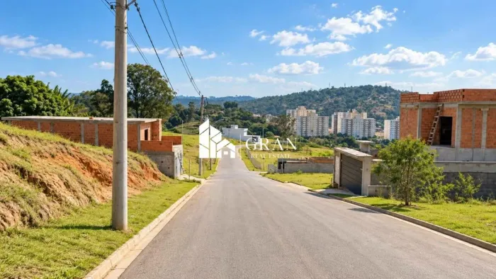 Lote à Venda no Vila Porto Itapevi | 142,21 m²