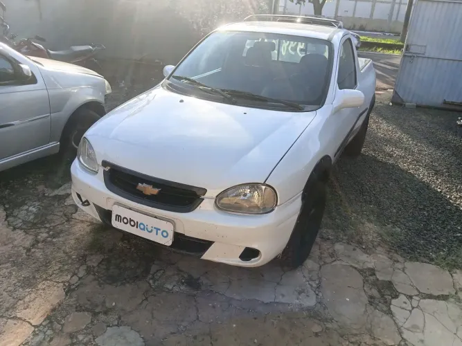 Chevrolet Corsa Pick-up Std/ Rodeio 1.6 MPFI 2001
