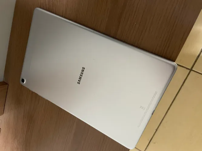 Tablet Samsung A T515 32gigas