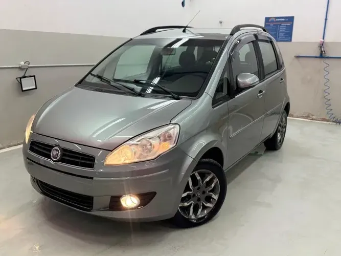 Fiat Idea Attractive 1.4 Fire Flex 8V 5P 2012