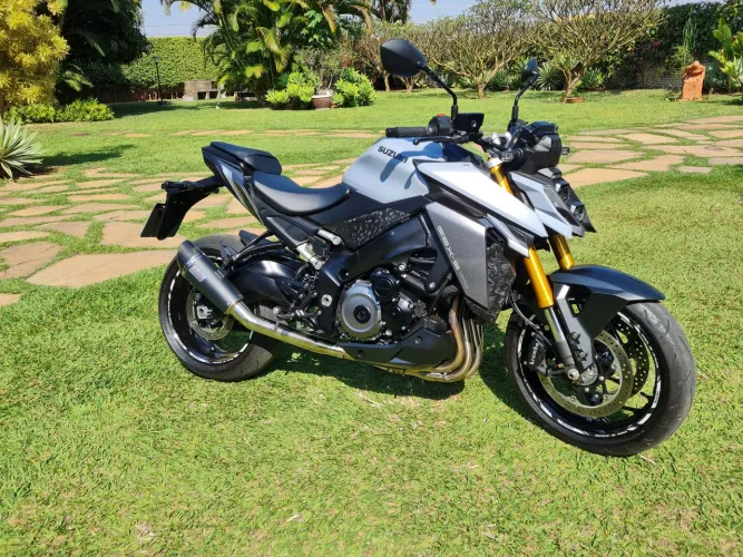 Vendo minha GSX S1000 2024