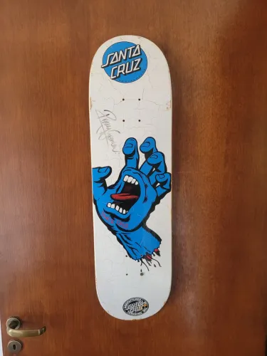 Shape Skate Santa Cruz (assinado Rony Gomes)
