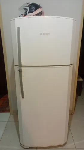 Geladeira dúplex 250,00