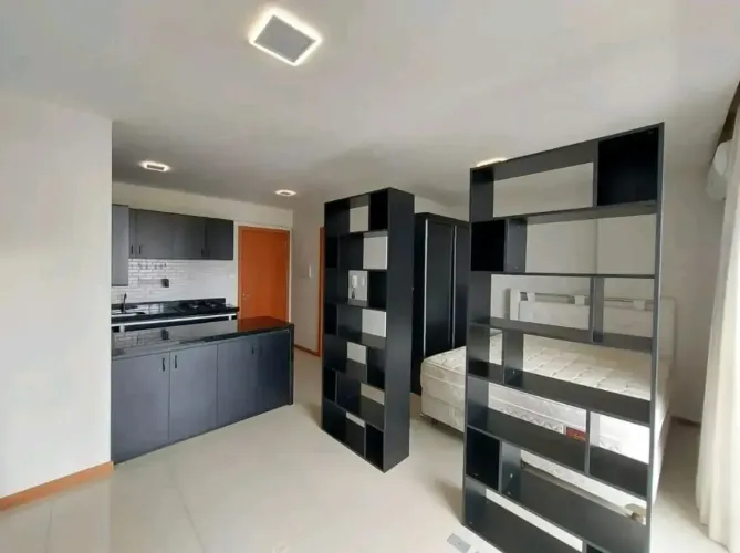VENDE - SE LINDO LOFT MOBILIADO, NASCENTE, PRONTO PRA MORAR.