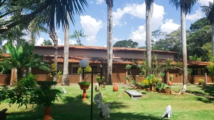 Chácara de 50.000 m² com 07 suítes à venda por R$ 13.500.000,00 no Setor Chácaras de Recre