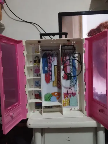 Closet da boneca Barbie