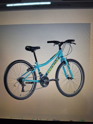 Bicicleta aro 24 - cor branca - com marcha