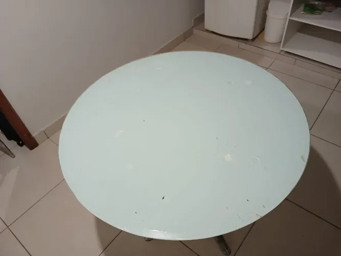 Mesa de Jantar com 4 cadeiras
