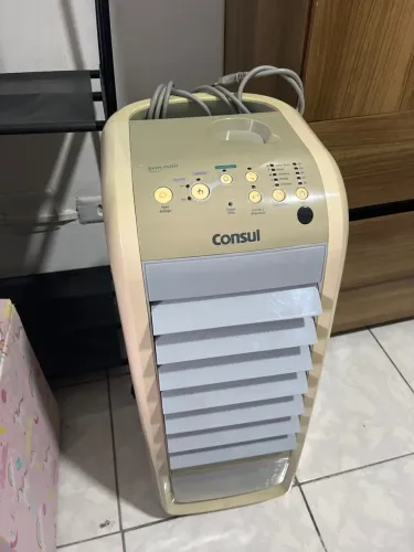 Climatizador em ótimo estado com detalhe 