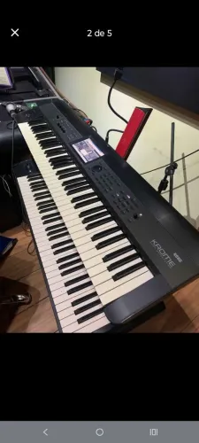 Teclado Korg krome 73 